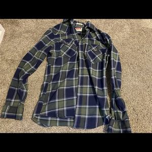 Small wrangler flannel